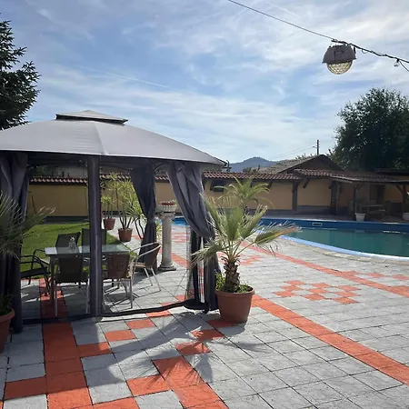 Paradise Hotel Kyustendil
